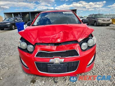 Piąte zdjęcie samochodu w środku: 2016 CHEVROLET SONIC RS VIN:1G1JG6SB6G4110564 - miniatura