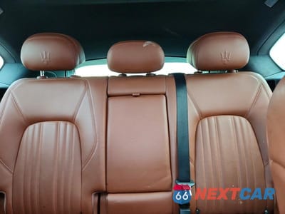 Zdjęcie 10 z 13 samochodu: 2018 MASERATI LEVANTE LUXURY VIN:ZN661XUL6JX272919 - miniatura