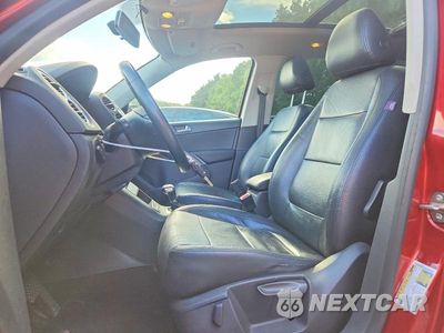 Zdjęcie 7 z 13 samochodu: 2009 VOLKSWAGEN TIGUAN SE VIN:WVGBV75N69W520409 - miniatura
