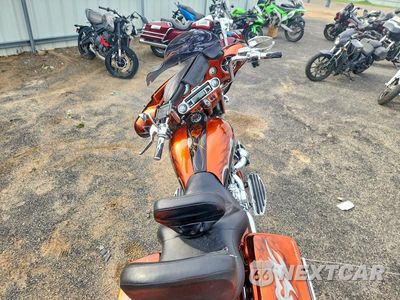 Zdjęcie 6 z 8 samochodu: 2009 HARLEY-DAVIDSON FLHX VIN:1HD1KB4169Y655659 - miniatura