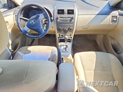 Zdjęcie 8 z 12 samochodu: 2011 TOYOTA COROLLA LE VIN:2T1BU4EE2BC634265 - miniatura