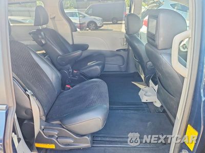 Zdjęcie 11 z 13 samochodu: 2012 TOYOTA SIENNA SPORT VIN:5TDXK3DC4CS255248 - miniatura