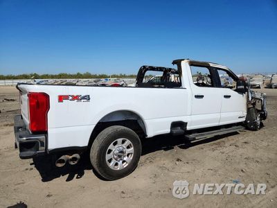 Trzecie zdjęcie samochodu z tyłu: 2024 FORD F250 SUPER DUTY VIN:1FT7W2BTXREC54427 - miniatura