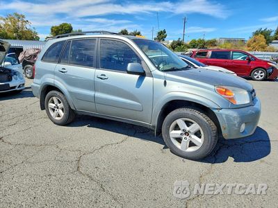 Czwarte zdjęcie samochodu z boku: 2004 TOYOTA RAV4 BASE VIN:JTEHD20V240036241 - miniatura