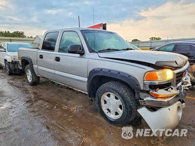 Czwarte zdjęcie samochodu z boku: 2004 GMC NEW SIERRA K1500 VIN:2GTEK13T541376084 - miniatura