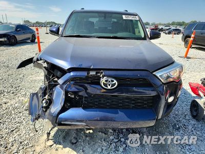 Piąte zdjęcie samochodu w środku: 2019 TOYOTA 4RUNNER SR5 PREMIUM VIN:JTEZU5JR6K5207936 - miniatura