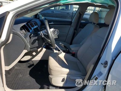 Zdjęcie 7 z 12 samochodu: 2019 VOLKSWAGEN GOLF S VIN:3VWG57AUXKM009179 - miniatura