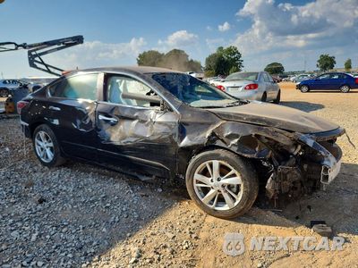 Czwarte zdjęcie samochodu z boku: 2015 NISSAN ALTIMA 2.5 SV VIN:1N4AL3AP6FC281615 - miniatura