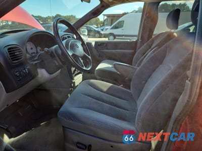 Zdjęcie 7 z 13 samochodu: 2004 DODGE GRAND CARAVAN SXT VIN:2D4GP44L04R533597 - miniatura