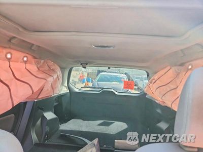 Zdjęcie 10 z 13 samochodu: 2018 SUBARU FORESTER 2.5I PREMIUM VIN:JF2SJAGCXJH433812 - miniatura