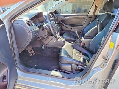 Zdjęcie 7 z 12 samochodu: 2011 VOLKSWAGEN JETTA SE VIN:3VWDZ7AJ1BM327401 - miniatura