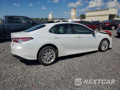 Trzecie zdjęcie samochodu z tyłu: 2018 TOYOTA CAMRY HYBRID XLE VIN:4T1B21HK2JU509222 - miniatura