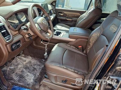 Zdjęcie 7 z 12 samochodu: 2025 RAM 3500 LIMITED VIN:3C63RRRL7SG574668 - miniatura