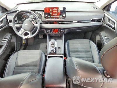 Zdjęcie 8 z 13 samochodu: 2024 MITSUBISHI OUTLANDER SE VIN:JA4J3VA88RZ041797 - miniatura