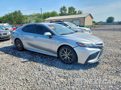 Czwarte zdjęcie samochodu z boku: 2022 TOYOTA CAMRY SE VIN:4T1G11AKXNU627348 - miniatura