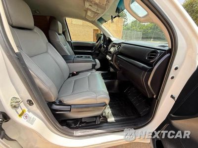 Piąte zdjęcie samochodu w środku: 2016 TOYOTA TUNDRA SR VIN:5TFRM5F14GX099481 - miniatura