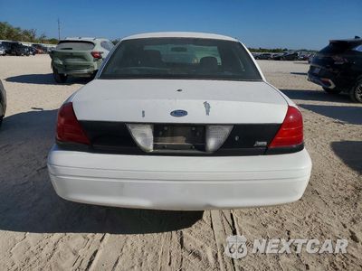 Zdjęcie 6 z 12 samochodu: 2009 FORD CROWN VICTORIA POLICE INTERCEPTOR VIN:2FAHP71V39X149024 - miniatura
