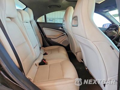 Zdjęcie 10 z 12 samochodu: 2018 MERCEDES-BENZ CLA 250 VIN:WDDSJ4EB4JN548746 - miniatura