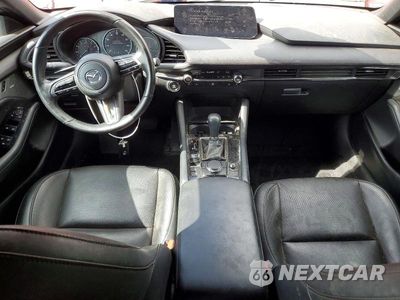 Zdjęcie 8 z 12 samochodu: 2024 MAZDA 3 PREMIUM PLUS VIN:JM1BPBNY1R1720848 - miniatura