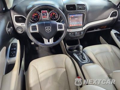 Zdjęcie 8 z 13 samochodu: 2012 DODGE JOURNEY CREW VIN:3C4PDCDGXCT238599 - miniatura