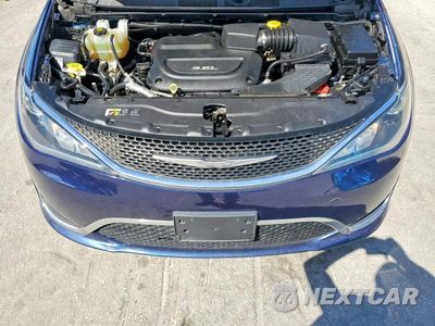 Zdjęcie 12 z 13 samochodu: 2017 CHRYSLER PACIFICA TOURING L VIN:2C4RC1BG7HR788436 - miniatura