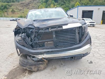 Piąte zdjęcie samochodu w środku: 2025 GMC SIERRA K1500 SLE VIN:1GTPUBEKXSZ316206 - miniatura