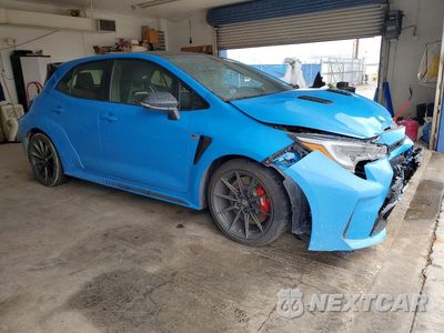 Czwarte zdjęcie samochodu z boku: 2024 TOYOTA GR COROLLA CIRCUIT EDITION VIN:JTNABAAE8RA014231 - miniatura