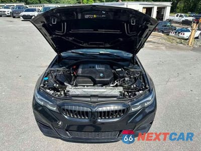 Piąte zdjęcie samochodu w środku: 2022 BMW 3ER 330XI VIN:3MW5R7J07N8C66970 - miniatura