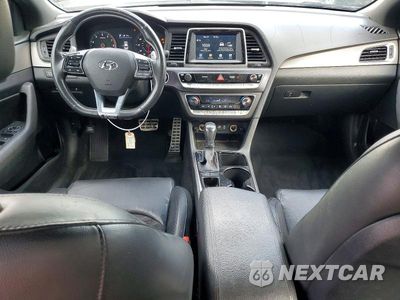 Zdjęcie 8 z 12 samochodu: 2018 HYUNDAI SONATA SPORT+ VIN:5NPE34AFXJH707022 - miniatura