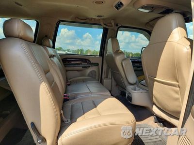 Zdjęcie 11 z 13 samochodu: 2003 FORD EXCURSION LIMITED VIN:1FMNU43S63ED40674 - miniatura