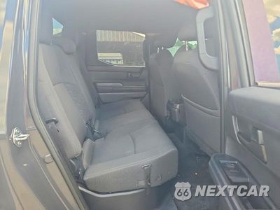 Zdjęcie 10 z 12 samochodu: 2025 TOYOTA TACOMA SR5 VIN:3TMLB5JNXSM109077 - miniatura