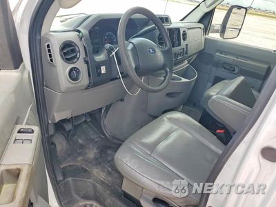 Zdjęcie 8 z 13 samochodu: 2017 FORD ECONOLINE E350 SUPER DUTY CUTAWAY VAN VIN:1FDWE3F63HDC43441 - miniatura