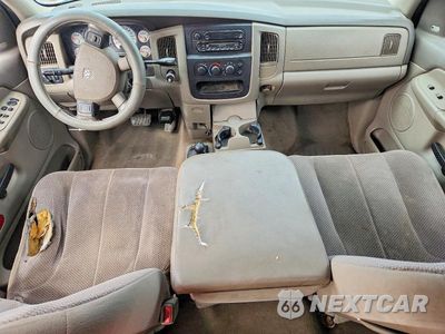 Zdjęcie 8 z 12 samochodu: 2005 DODGE RAM 2500 ST VIN:3D7KS28D85G759333 - miniatura
