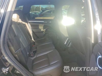 Zdjęcie 11 z 13 samochodu: 2017 PORSCHE CAYENNE VIN:WP1AA2A20HKA80850 - miniatura