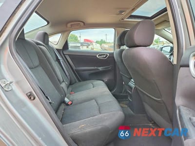 Zdjęcie 10 z 12 samochodu: 2014 NISSAN SENTRA SR VIN:3N1AB7AP5EL627339 - miniatura