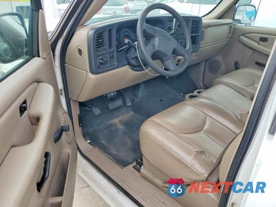 Zdjęcie 8 z 12 samochodu: 2007 CHEVROLET SILVERADO C1500 CLASSIC VIN:1GCEC14V07Z112165 - miniatura
