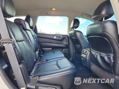 Zdjęcie 11 z 13 samochodu: 2019 NISSAN PATHFINDER SL VIN:5N1DR2MN1KC612729 - miniatura