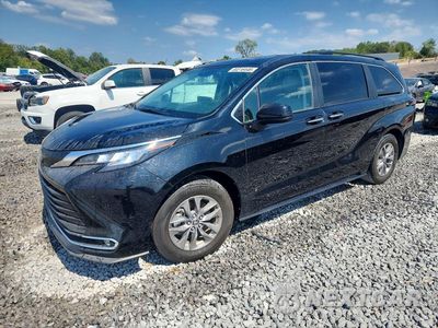 2022 TOYOTA SIENNA XLE 5TDYRKEC4NS131900 - główne zdjęcie licytacji z USA - miniatura
