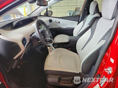 Zdjęcie 7 z 12 samochodu: 2022 TOYOTA PRIUS XLE AWD-E VIN:JTDL9MFU3N3039532 - miniatura