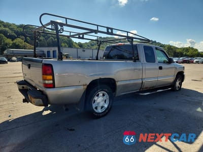 Trzecie zdjęcie samochodu z tyłu: 2005 GMC NEW SIERRA K1500 VIN:1GTEK19Z65E333983 - miniatura