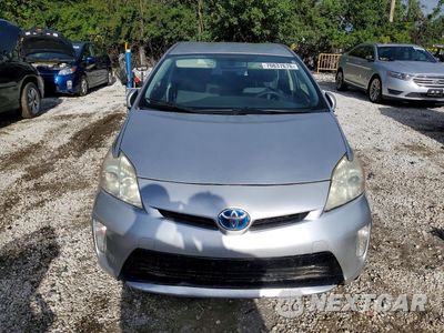 Piąte zdjęcie samochodu w środku: 2013 TOYOTA PRIUS TWO VIN:JTDKN3DU7D1618439 - miniatura
