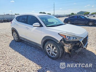 Czwarte zdjęcie samochodu z boku: 2020 HYUNDAI TUCSON SE VIN:KM8J23A47LU109162 - miniatura