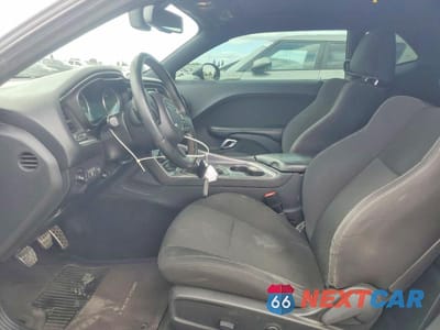 Zdjęcie 7 z 12 samochodu: 2016 DODGE CHALLENGER R/T SCAT PACK VIN:2C3CDZFJ2GH290841 - miniatura