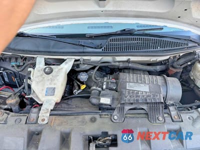 Zdjęcie 7 z 10 samochodu: 2017 GMC SAVANA G3500 VIN:1GTZ7HFG5H1107864 - miniatura