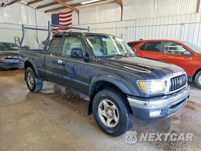 Czwarte zdjęcie samochodu z boku: 2004 TOYOTA TACOMA V6 VIN:5TEWN72N64Z391612 - miniatura