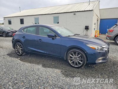 Czwarte zdjęcie samochodu z boku: 2018 MAZDA 3 TOURING VIN:3MZBN1L34JM199622 - miniatura