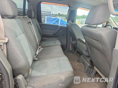 Zdjęcie 10 z 12 samochodu: 2005 NISSAN TITAN XE VIN:1N6AA07B95N512338 - miniatura