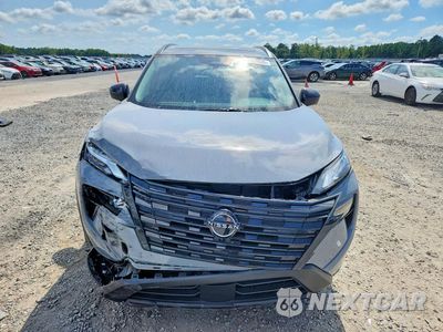 Piąte zdjęcie samochodu w środku: 2026 NISSAN ROGUE DARK ARMOR VIN:JN8BT3BA1TW331294 - miniatura