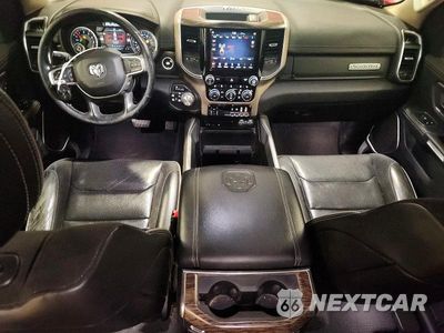 Zdjęcie 8 z 12 samochodu: 2019 RAM 1500 LARAMIE VIN:1C6SRFJT7KN521661 - miniatura