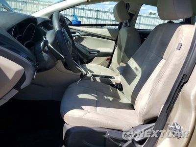 Zdjęcie 7 z 12 samochodu: 2017 FORD FOCUS SE VIN:1FADP3F23HL212575 - miniatura